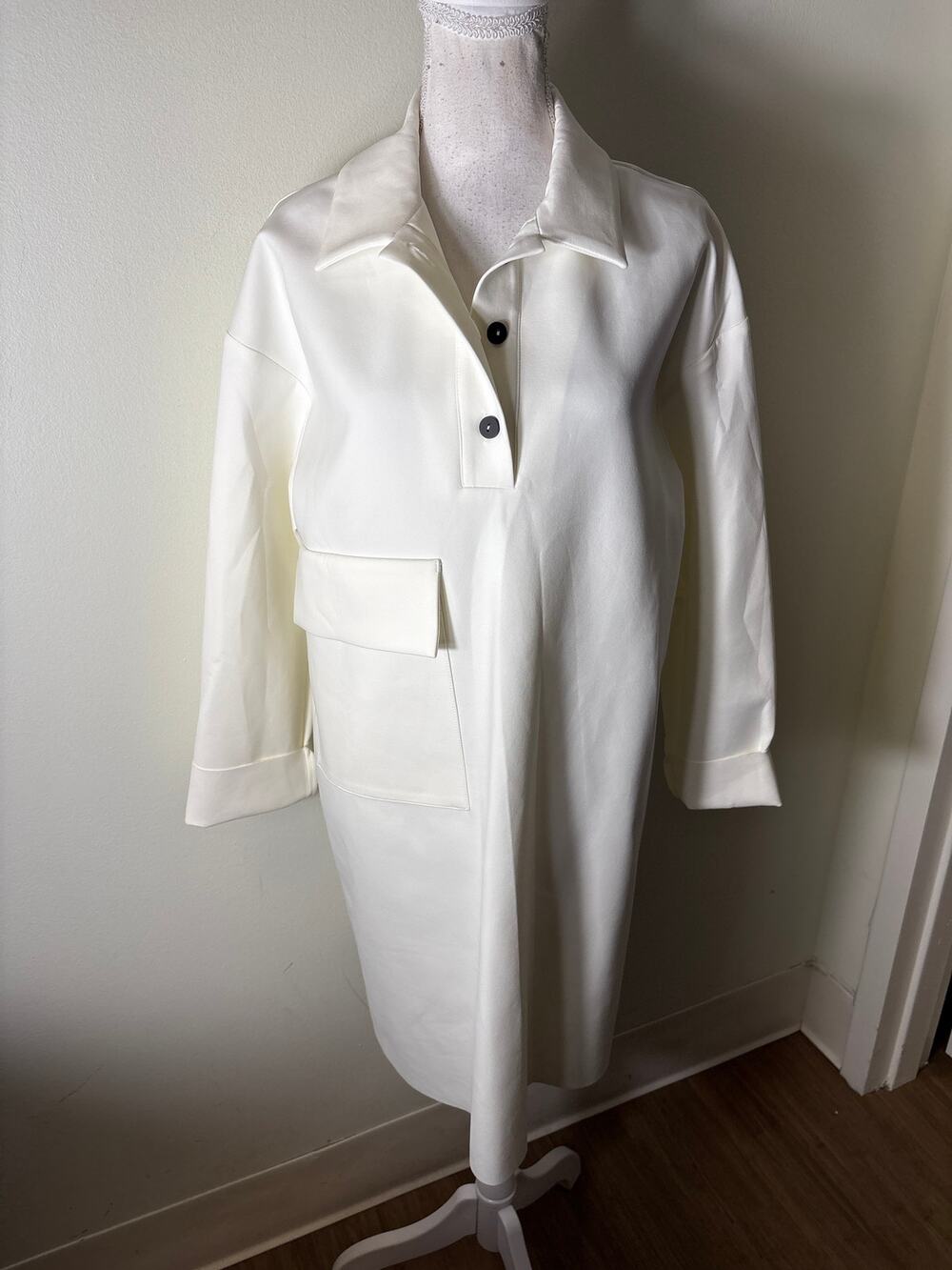 NWT Sarah Pacini Creme Scuba Stretch Dress Sz 02